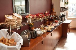 Polo Am Zob Hotel 3*