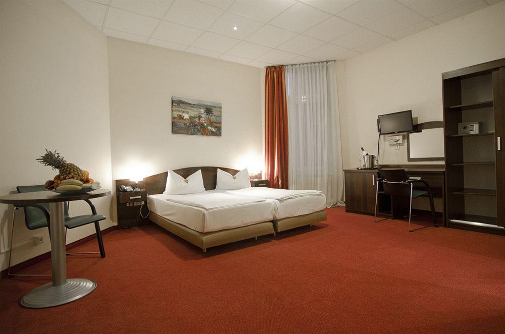 Polo Am Zob 3* Hambourg