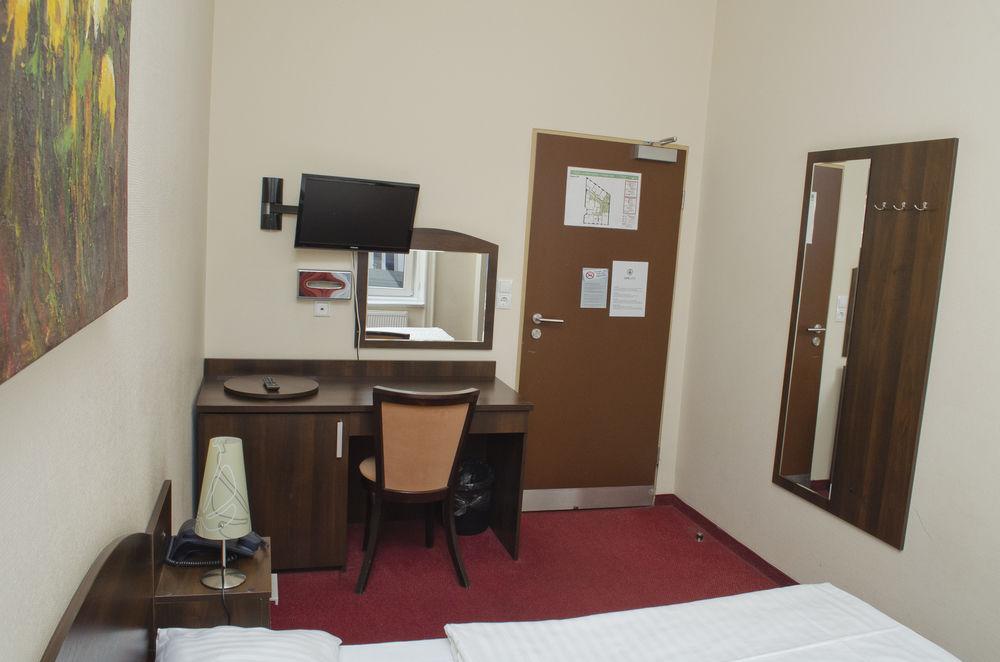 Hotel Polo Am Zob Hambourg
